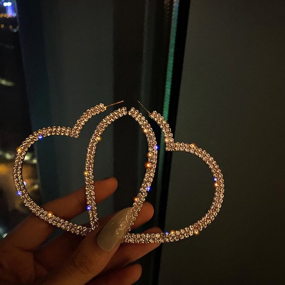 NEW Gold Round Diamond Heart Large Hoop Earrings - Picture 2 of 9